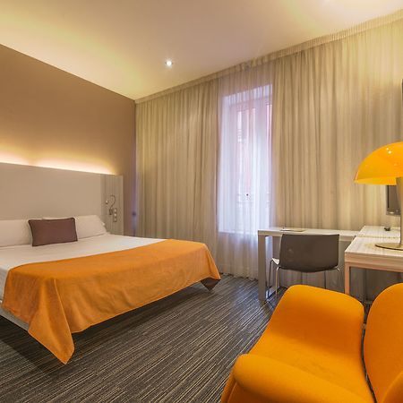Icon Embassy Hotell Madrid Exteriör bild