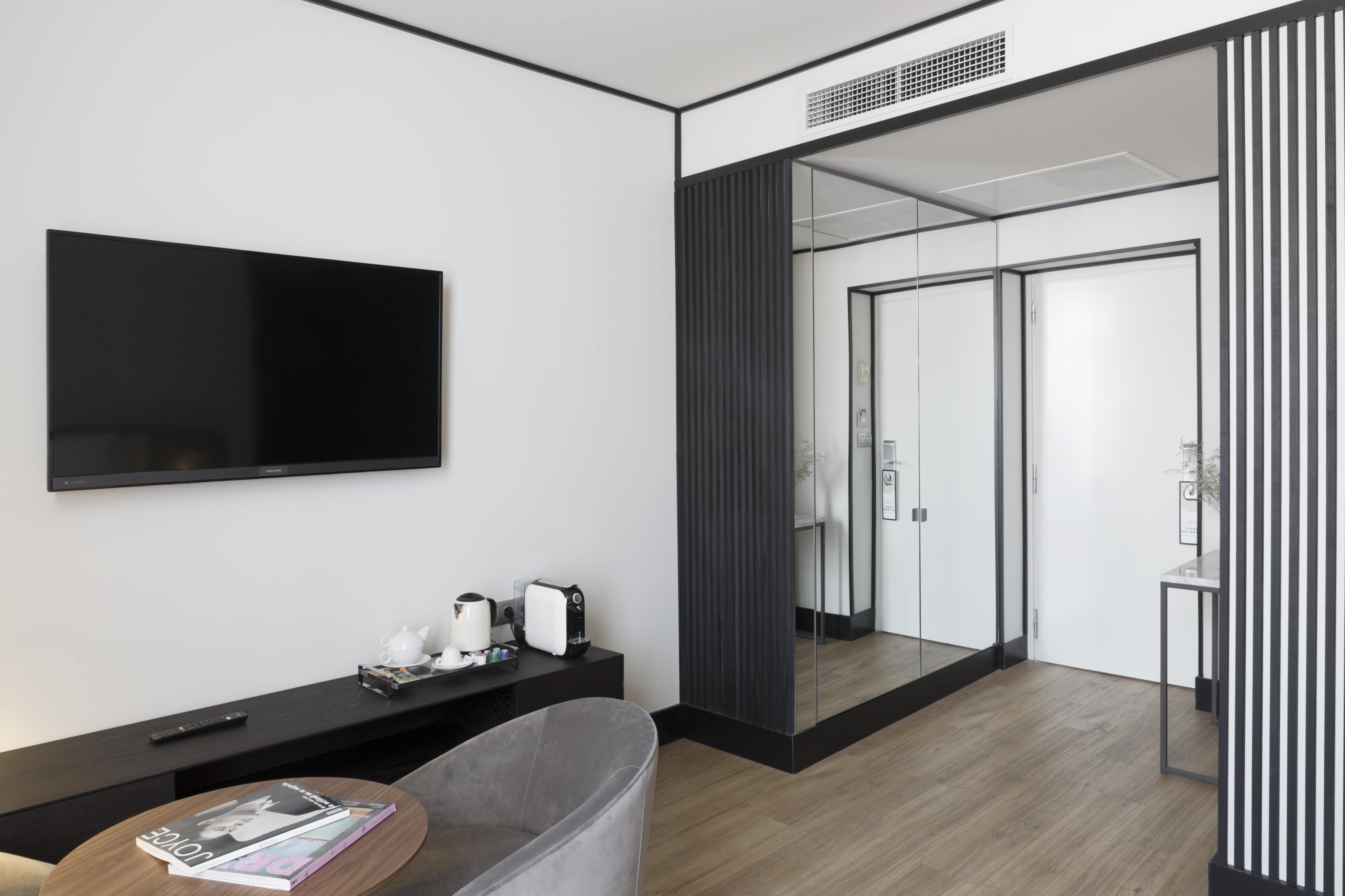 Icon Embassy Hotell Madrid Exteriör bild
