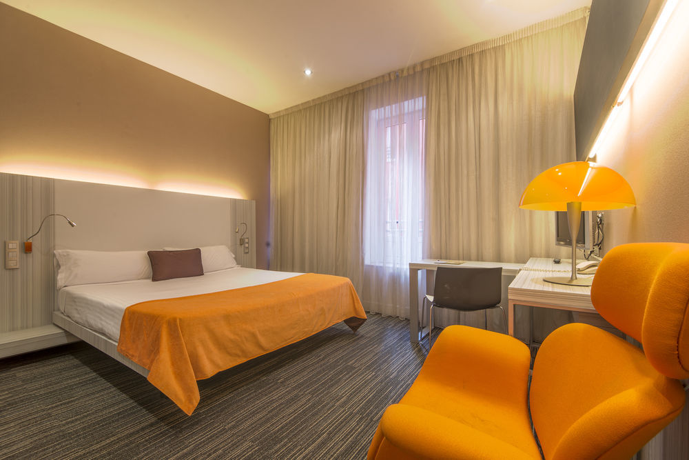 Icon Embassy Hotell Madrid Exteriör bild