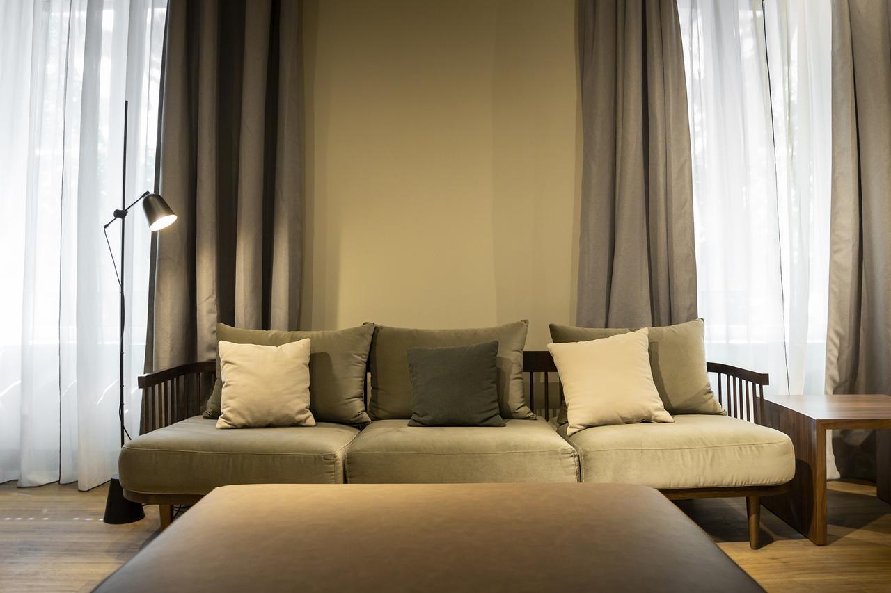 Icon Embassy Hotell Madrid Exteriör bild
